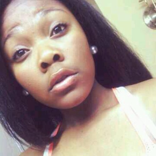 Follow My Bitches @KeeeeeeMariee @Meduces_Faces ❤ #Kee Was Here