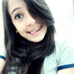 , A pequenina  do papai do céu $: ! ,*-*     amo meu namoradoo! @Tiiagosemh ♥