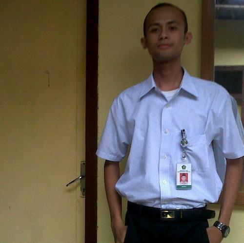 Anwari_Ann's profile picture. Follow me on  @AnnAnwari