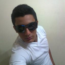 Alanjimenez22's profile picture. Joven  deportista me gusta el diseño, estudiante de Ing en Marketing, junto en compañía de 2 hermosos hijos y de mas seres muy queridos...