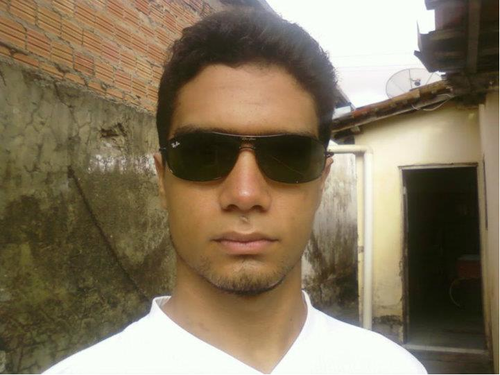 Mentir pra se mesmo é sempre a pior mentira.