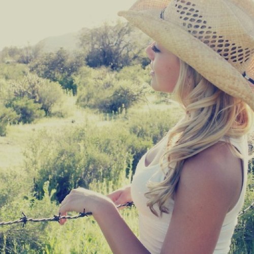 mtcountrygirll's profile picture. Born and raised in Montana, land of the badasses. Ranching is my life. Searching for  a country boy. Don't follow me, I'm lost too.