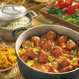 Ce blog a pour but de mettre en avant la cuisine réunionnaise et ainsi la faire découvrir dans le monde