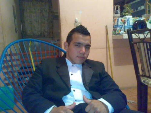 edgargary11's profile picture. naci en vhsa. tab. soy aficionado de las chivas y amo el futbol