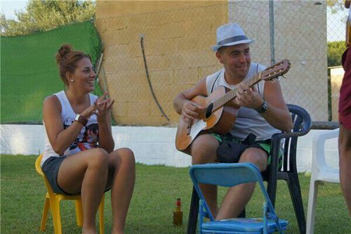 karlospeka's profile picture. si lloras por haber perdido el sol...las lagrimas te impediran ver las estrellas