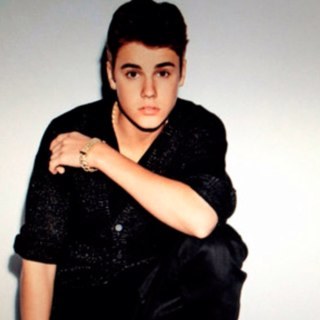 I'm a belieber and directioner!Freacking love justin bieber he is amazing! Also love one direction (just not as much) follow me and i'll follow you back !:) 3
