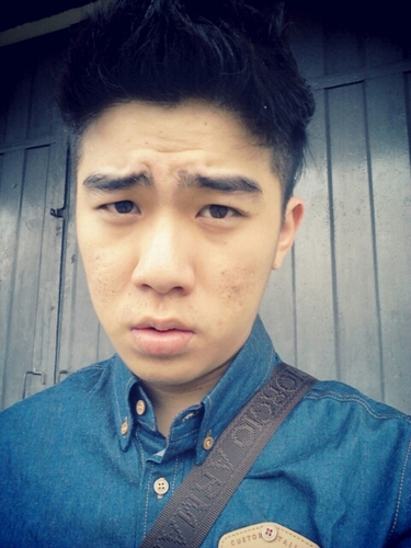 lunyong1's profile picture. add my pin 3280B9C1 or my what app +62856 6846 4492