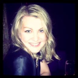 MoanyMcMini's profile picture. I spill drinks alot.