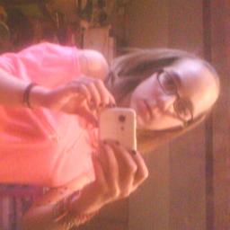 I'm Camille, I'm Directioner,. I'm French !! 
je m'appelle Camille, je suis Directioner et je suis française!! My old account: https://t.co/NFKjMvoqJp