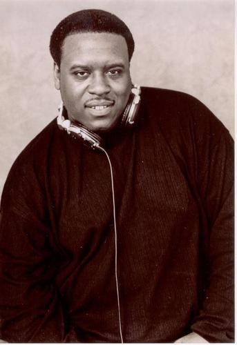 Talent, dedication, persistence and commitment are the necessary elements for a gifted dj. I love music!