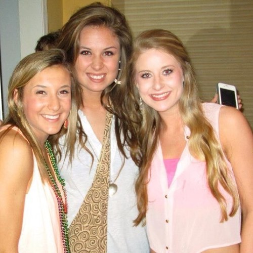 abby_howell's profile picture. 