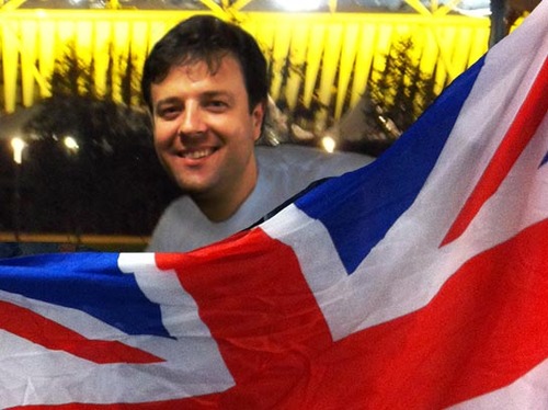 RobertSalguero1's profile picture. Brasileiro que vive em Londres, e que mostra como eh o dia a dia na terra da Rainha.