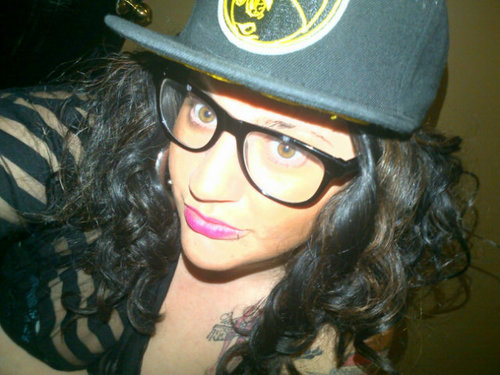 Promoter for @GHETTOENTOURAGE Canada Cheap n Clean mondays  @La Rumba Night Club 33 Beverly hills Dr. Manager for YELLOW BEATZ/STUDIO http://t.co/H136PIW64O
