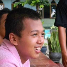ibu bilang aku ganteng