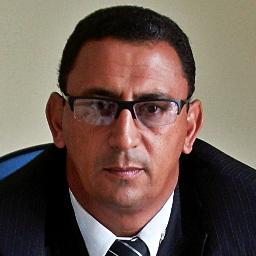 Empresário proprietário da empresa Sakai Assessoria, formado em Direito, cidadão que luta pelos seus direitos, pessoa de bem.