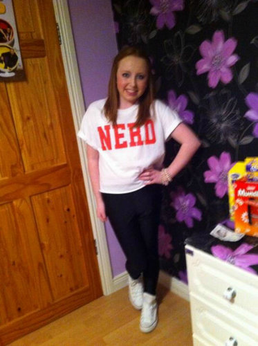 Hii :) laura, northern ireland, follow me and i will follow back! :)