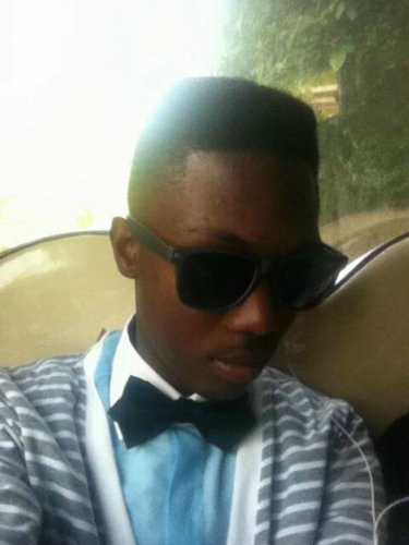 Prince7Daunte's profile picture. Easy to talk to can tell me (anything u desire ;) love to help ppl.... Love music (guitar singing write songs) sports (football) and love girlzzz :)