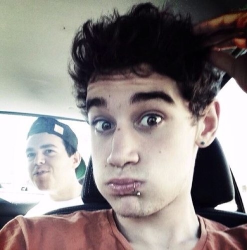 thechimi14's profile picture. Im a keeper