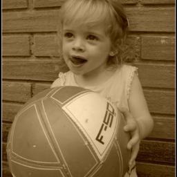 cesarintuiter's profile picture. 