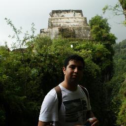Chef.Padre.Hijo.Pareja.Fachopobre.Republicano.Chileno-Mexicano.
Agradecido de lo que la vida me ha dado y siempre buscando más...