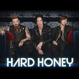 Alternative Rock band from Calgary, AB Canada. Currently working with Brian Howes on our debut EP. Management: @ChiefMusicMgmt