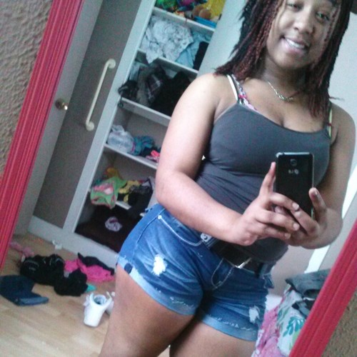 . Follow Me Doee . Kik ... tassja15 - Instagram ... ayo_tassja