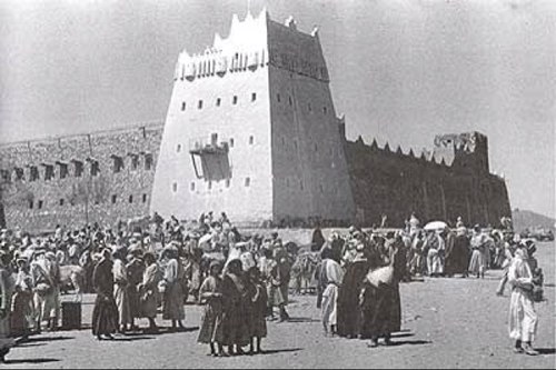 تاريخ ونسب وحاضر قبيلة الحَجّرْ بن الهنوء بن الأزد [ بنو الأسمر| بنو شهر | بنو عمرو | بنو الأحمر ]