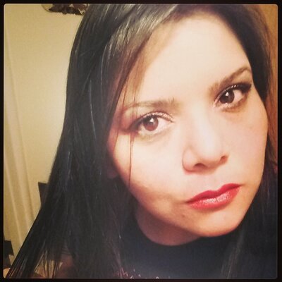 CrisieLucas's profile image