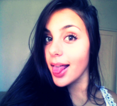 barbaraaraujosi's profile picture. A man must be big enough to admit his mistakes, smart enough to profit from them, and strong enough to correct them.