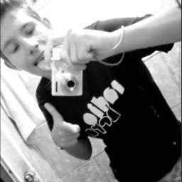 Oi. Tudo bem ? Vai se Foder u.u s2
