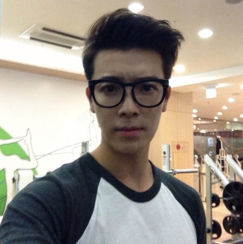 #JustBotNotReal 090213 Real : @Donghae861015 ♡ E.L.F.