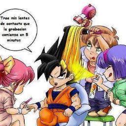 bueeeno soy una persona y twitteo frases y chistes jejej