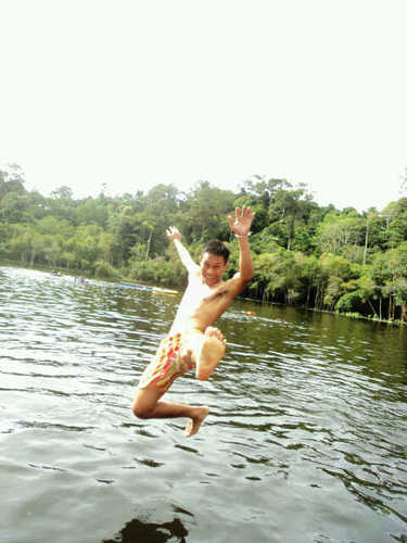 11_serigala pemburu :|]