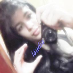 Câncerina, Palmerense, sou mto fã da @PatiAbravanel, e o mais importante. Sou linda, sqñ kkkkkk