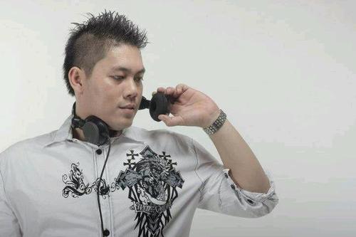 dj_wils0n's profile picture. CEO CrazySound and K43 Bar Residents 
Pin ввм™ • 21F4C354
Line I'd : dj_wils0n