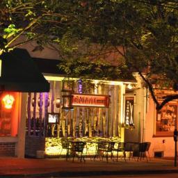 A harmonious marriage of classic and modern. The finest and freshest ingredients the area has to offer.