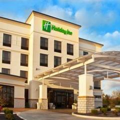 Holiday Inn Quincy is just minutes from the area's attractions, businesses. Tony's Too offers an excellent menu and daily specials.