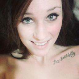 Paige_gilll's profile picture. crazy lizard lady for life.