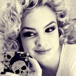 @Lua_Blanco  Meu Mundo , Minha Inspiração , Minha Vida , Minha Razão , Meu Tudo, Eu te amo cada dia mais .. Te Vivo Lua, Meu Motivo de Sorrir. ∞ Infinite Love.
