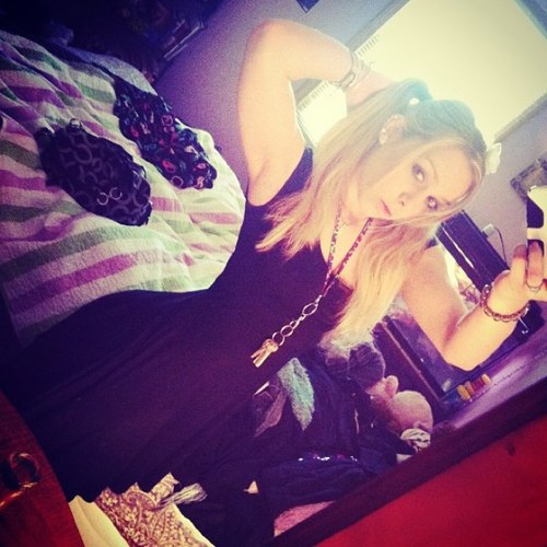 NicholeLoDico's profile picture. …ʇuǝɹǝɟɟıp ɯ,ı