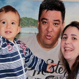 escorpiano, engenheiro químico com pós em alimentos, casado e paizão do João Pedro.