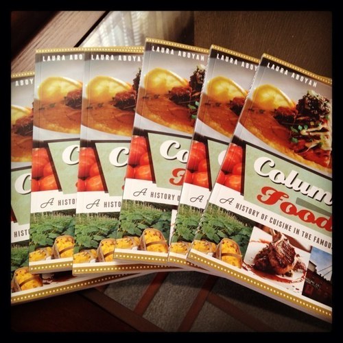 TheHungryLady's profile picture. Reviewing meals cooked for me by other people.