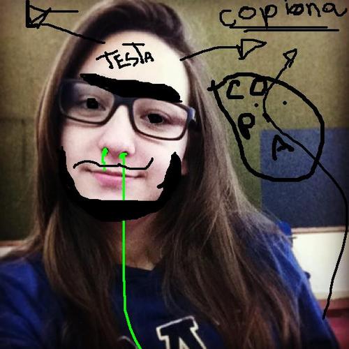 Copiona, copia as fotos da sua ``amiga``, e vc fica tentando chamar atenção de todo mundo e humilha as pessoa, SUA VAGABUNDa