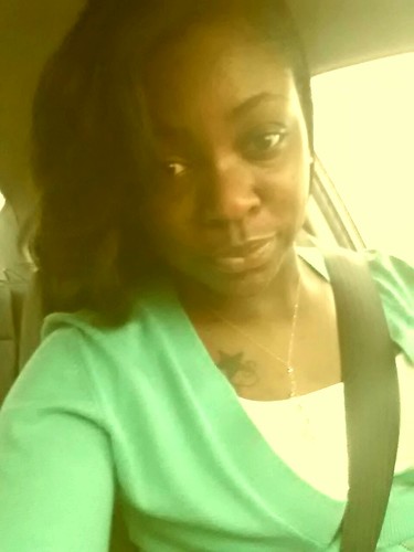 OVOXO
#teamfaithful
#teamfollowback
#teamchocolate ;)
If you want to know more follow me... I #followback