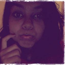 emillylima_lima's profile picture. Eu brinco, eu erro, eu choro, eu sorrio, eu falho. Não sou perfeita, nem nunca disse que era.