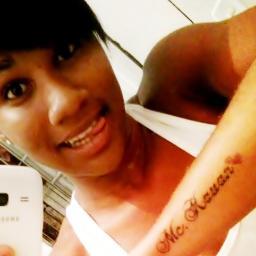 Sou sargitariana , nasci dia 03/12 , carinhosa , briguenta , legal as vezes ,  ♥ Quer saber mas ? Perguunten ai  http://t.co/fNDVvDPBuo