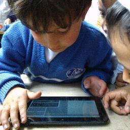 Mi labor sembrar una semilla para que germine y dé excelentes frutos. Buscamos tu apoyo para obtener herramientas digitales para niños de escasos recursos.