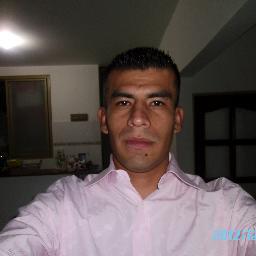 un hombre entregado al servicio a Dios, pastor, siempre llevando un mensaje de salvación y restauración