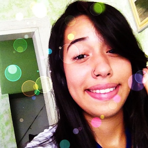 biatriz1081's profile picture. OI