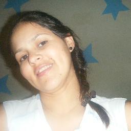 Professora de história na rede Estadual de ensino.
Mãe, amiga, esposa e FELIZ!!!!!!!!!!!!